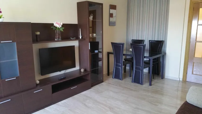 Appartement de vacances pour 6 personnes, avec piscine et jardin - 1