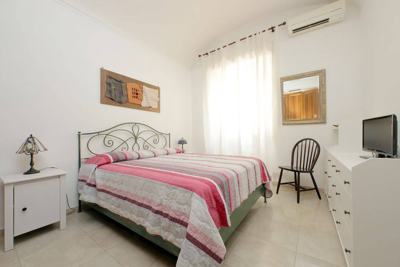Geheel appartement, Vakantieappartement voor 4 personen met tuin in Rome, Provincie Rome