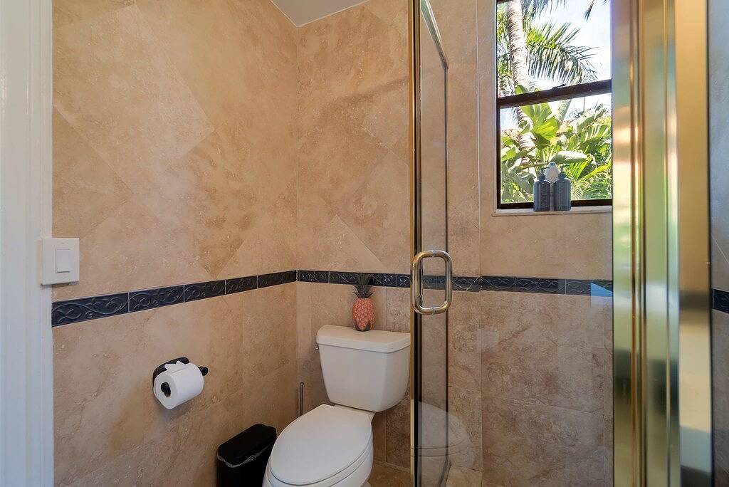 Ganze Wohnung, 🏝Palm Beach Island Condo-Hotel King Bed Studio•Walk to Beach🏖 in Palm Beach, Palm Beach County