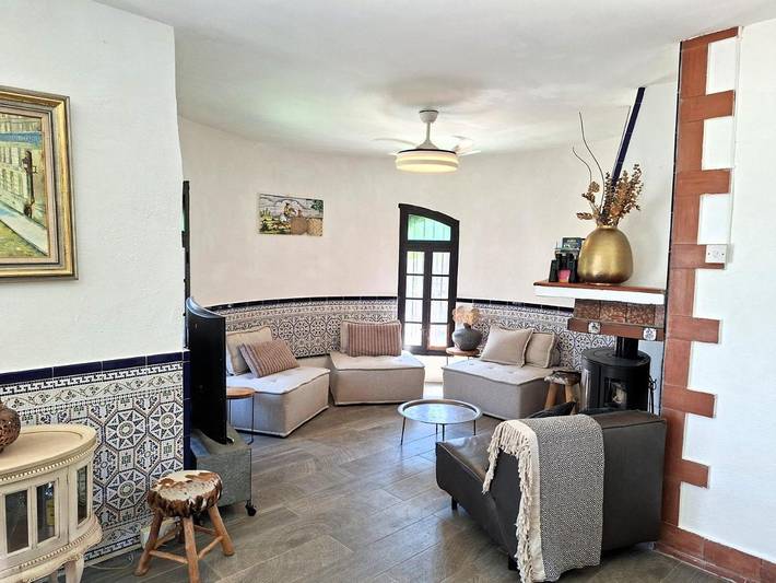 Chalet para 8 personas, con vistas además de piscina y jardín en Hoya de Buñol - 4