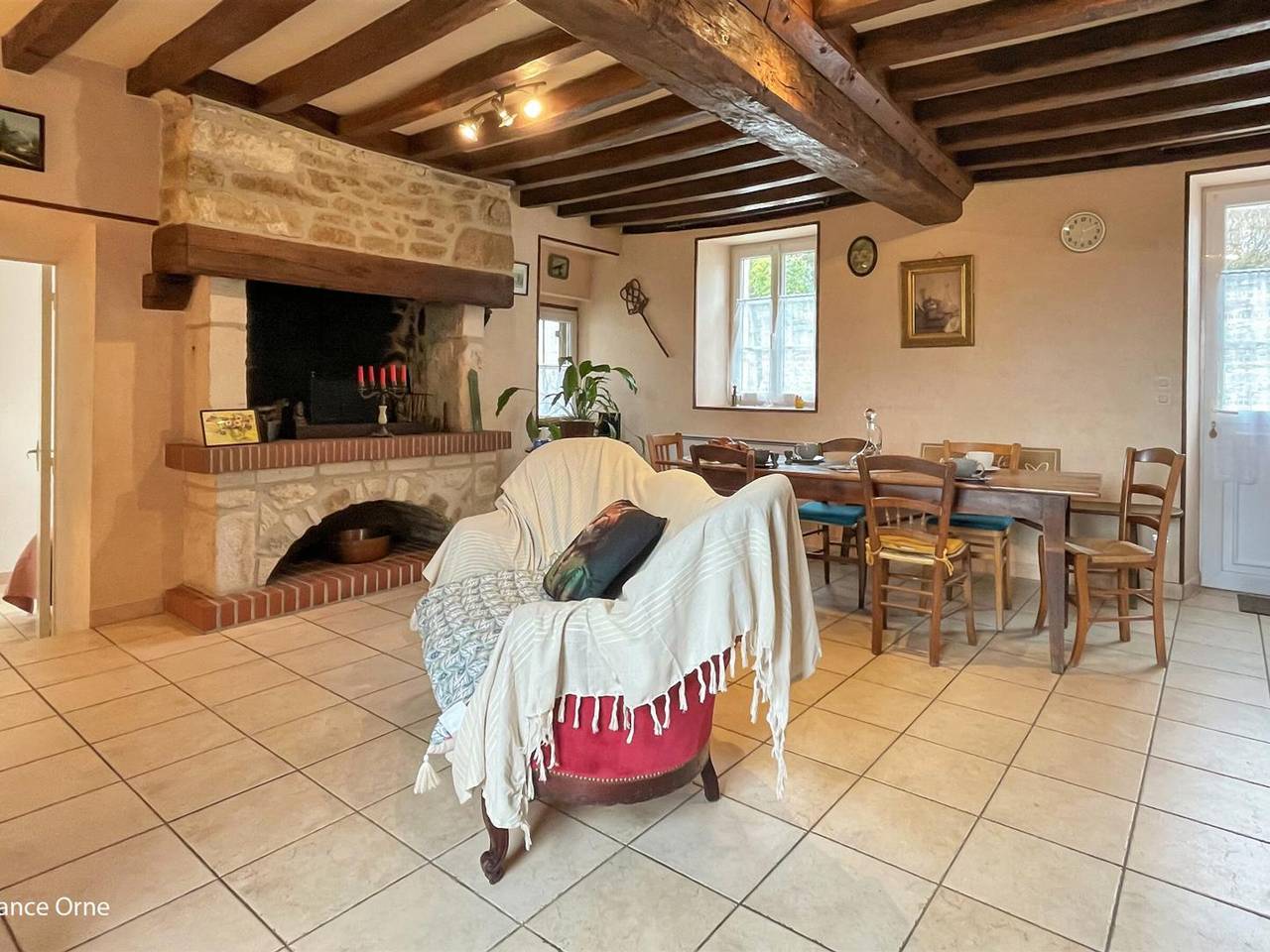 Maison de caractère près du lac de Rabodanges, idéale pour familles in Putanges-le-Lac, Région d'Argentan