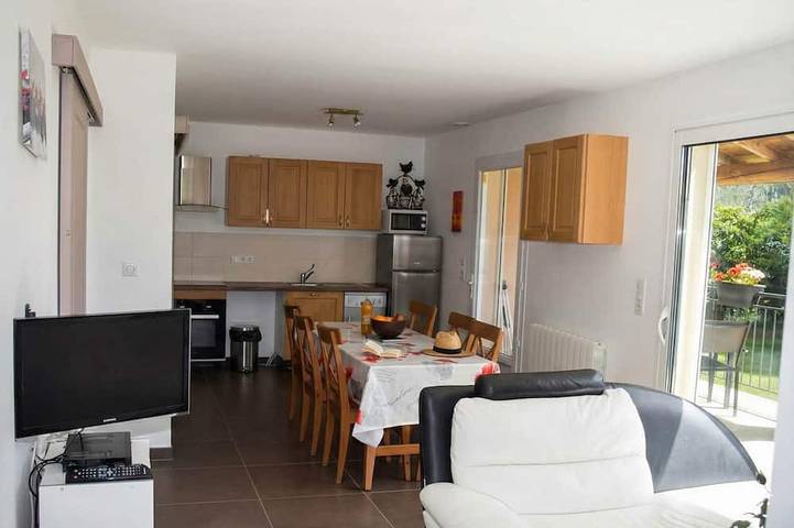 Maison d’hôte pour 4 personnes à Ailhon - 4