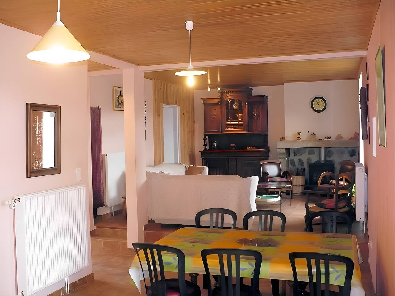 Gîte Lou Claud en bord de Loire avec Wi-Fi in Cussac-sur-Loire, Haute-Loire