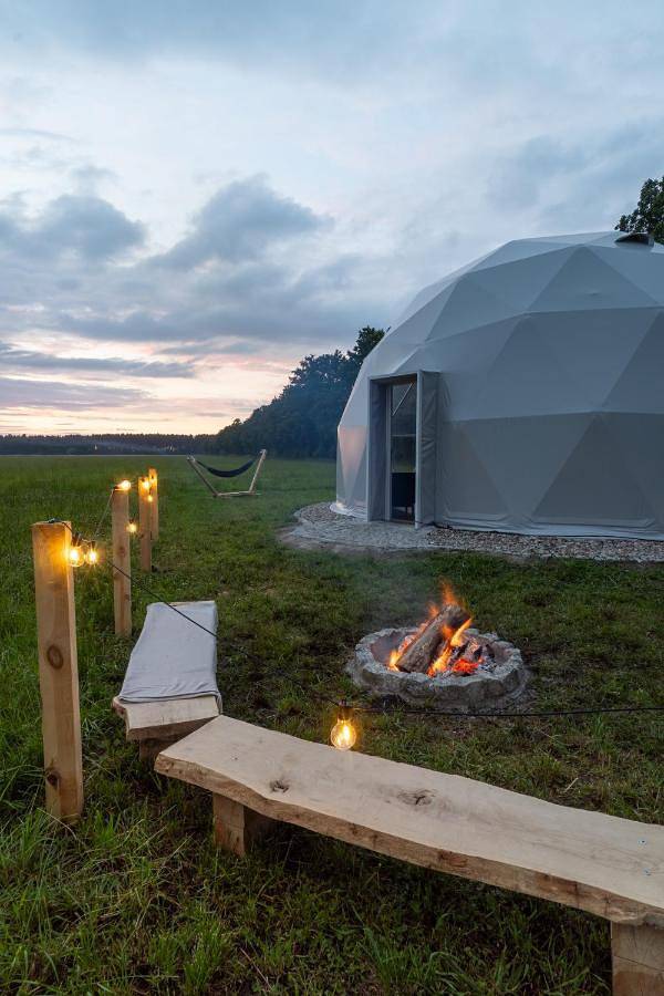 Glamping Hen W Trawie in Krokowa