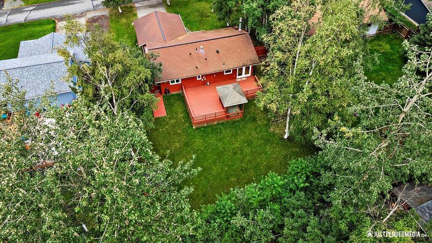 Location de vacances pour 8 personnes, avec jardin ainsi que terrasse et jacuzzi à Anchorage - 3