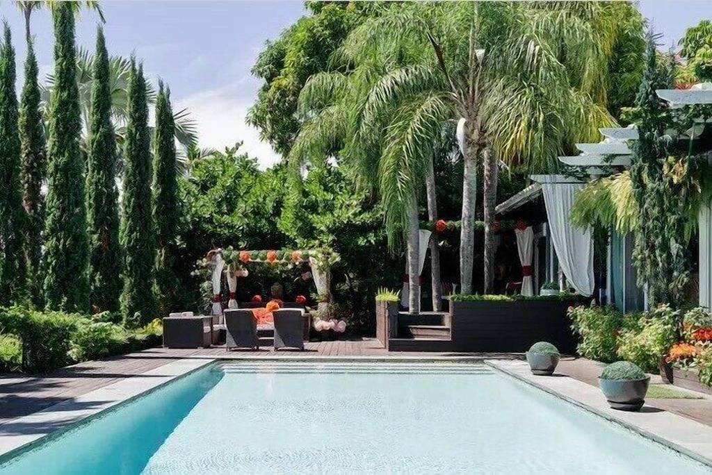 Waterfront Villa in Miami, Floride