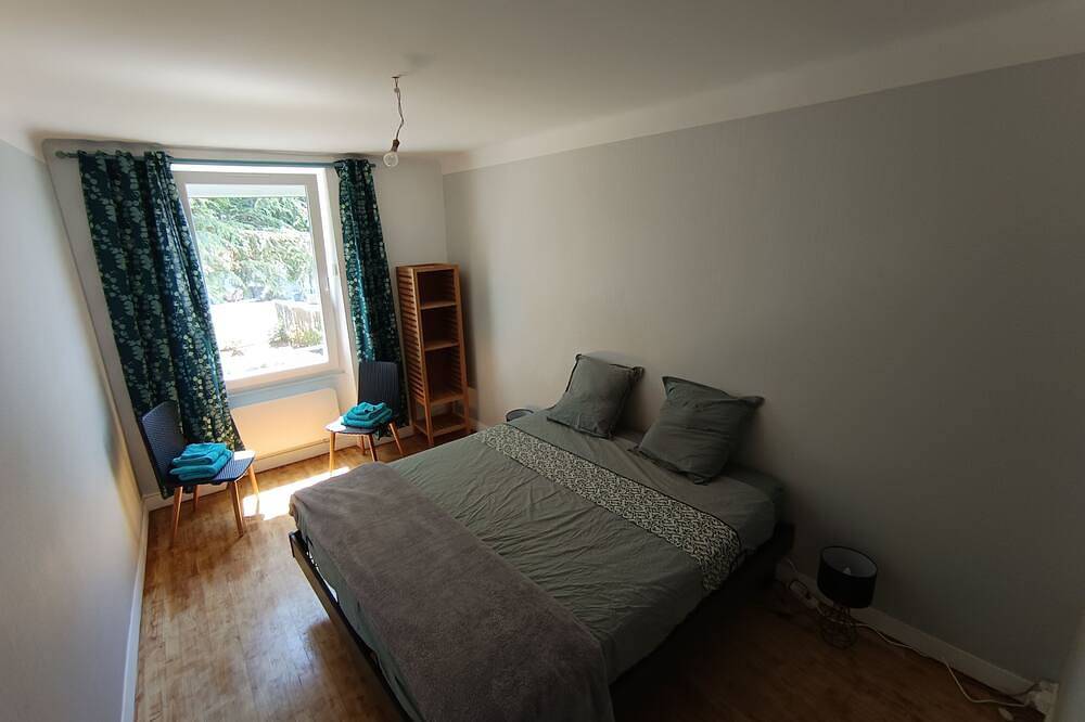 Aux Lits De La Loire, town house in the center of Champtoceaux. in Champtoceaux, Región de Cholet