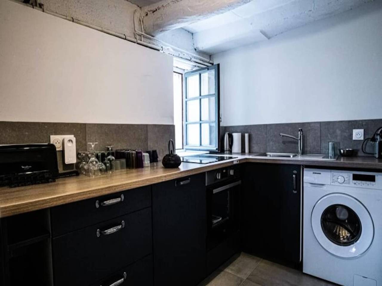 Appartement entier, Maison au Luberon près des vignes in La Tour-d'Aigues, Parc naturel régional du Luberon