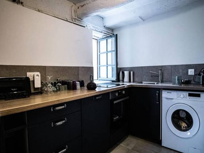 Gîte pour 5 personnes, avec jardin, adapté aux familles à La Tour-d'Aigues - 4