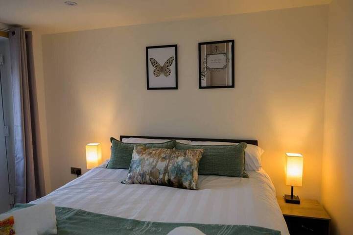 #65 The Den Farm Stay Nr Cannock Chase in Staffordshire