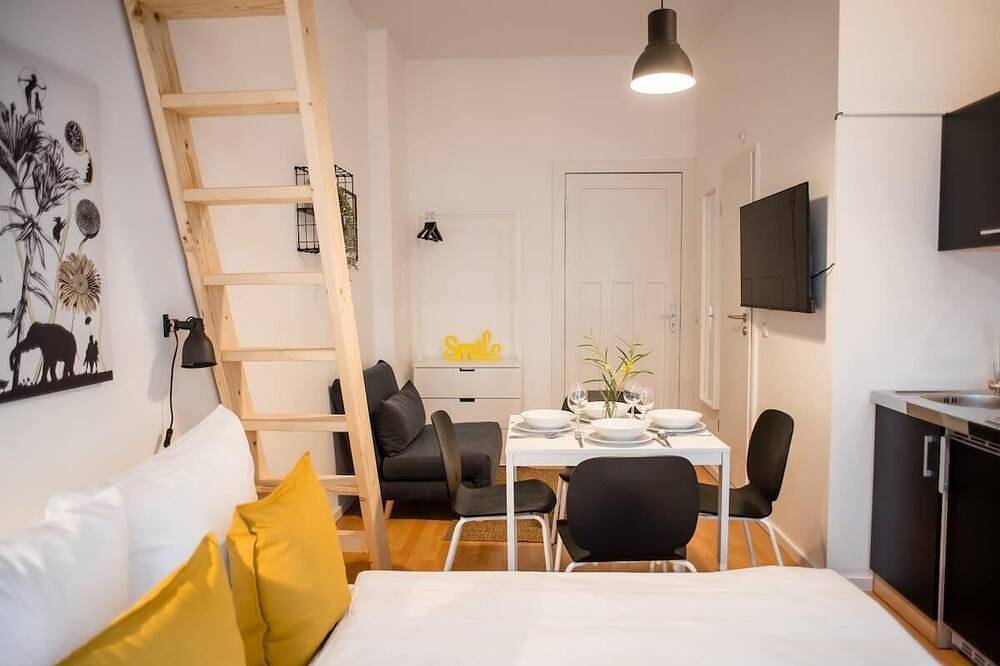 Ganze Wohnung, Cosy Box @ Boxhagener Platz in Friedrichshain - Kreuzberg, Berlin