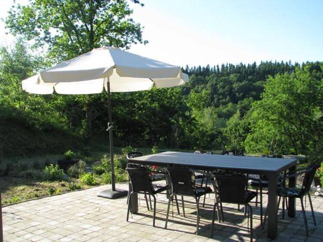 Ferienhaus für 8 Personen, mit Ausblick und Garten