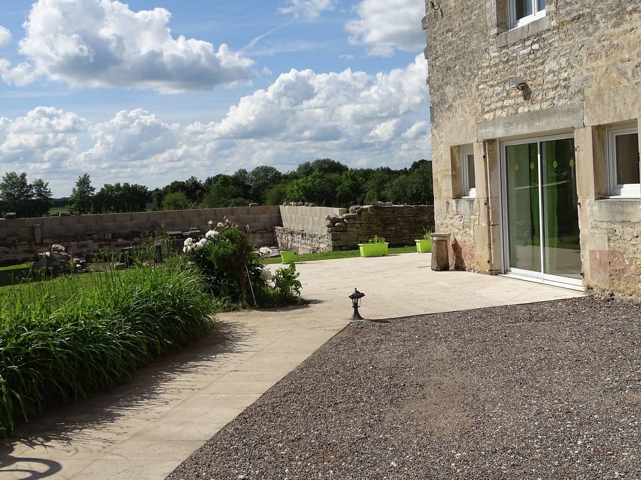 L'étable aux deux noix in Arc-en-Barrois, Parc national de forêts