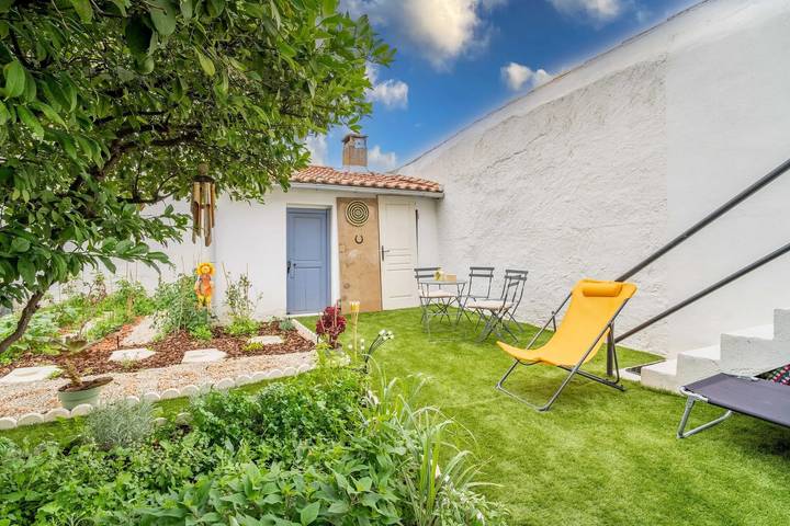 Gîte pour 3 personnes, avec Jardin et Sauna à Lespignan - 2