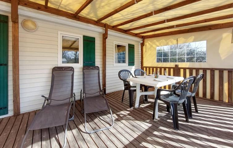 Camping pour 6 personnes, avec jardin et terrasse à Carnac - 2