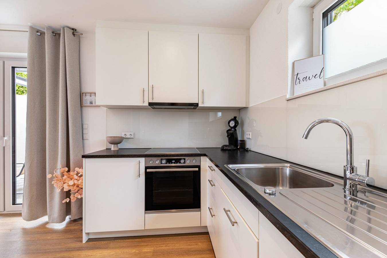 Entire apartment, Family Apartment Fewo Parkside S1 | 8Min to Legoland | Terrace & Parking in Legoland Deutschland, Günzburg