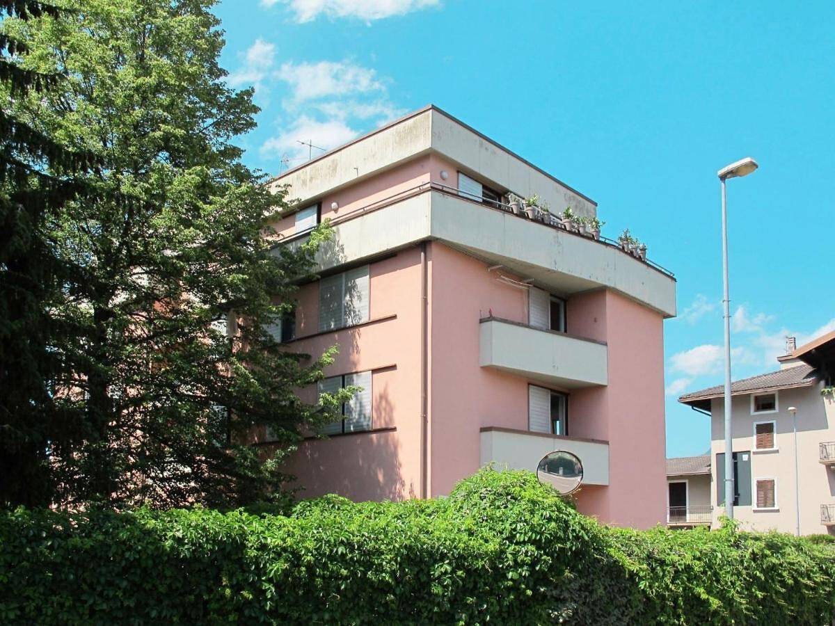 Appartement 'More A Due Passi Dal Lago' met Bergzicht en Balkon, foto 13