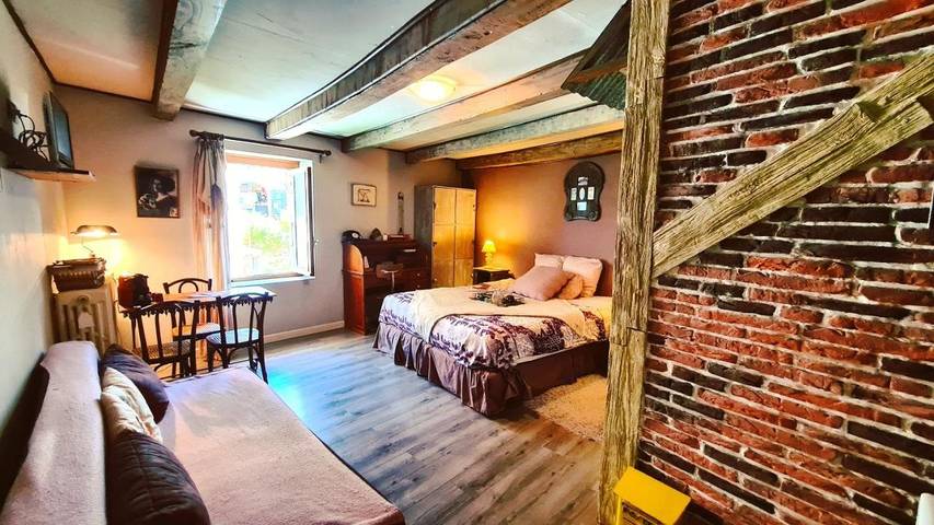 Chambre d’hôte pour 10 personnes, avec jacuzzi et terrasse, animaux acceptés