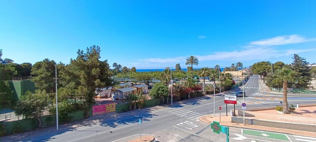Gîte pour 5 personnes, avec Balcon et Terrasse ainsi que Piscine et Vue dans Bolnuevo - 3