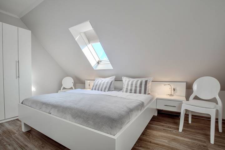 Ferienwohnung für 5 Personen, mit Balkon und Terrasse sowie Garten in Staberdorf - 2
