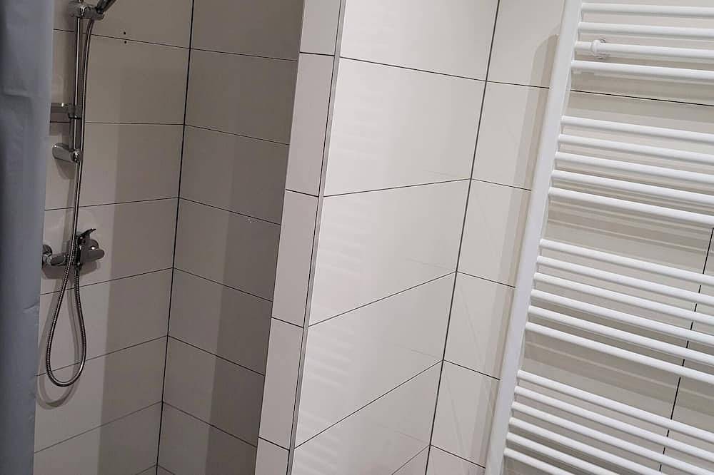 Ganze Wohnung, Schöne Wohnung in der Innenstadt mit kostenlosem Parkplatz in Ketschkemet, Kecskeméti járás