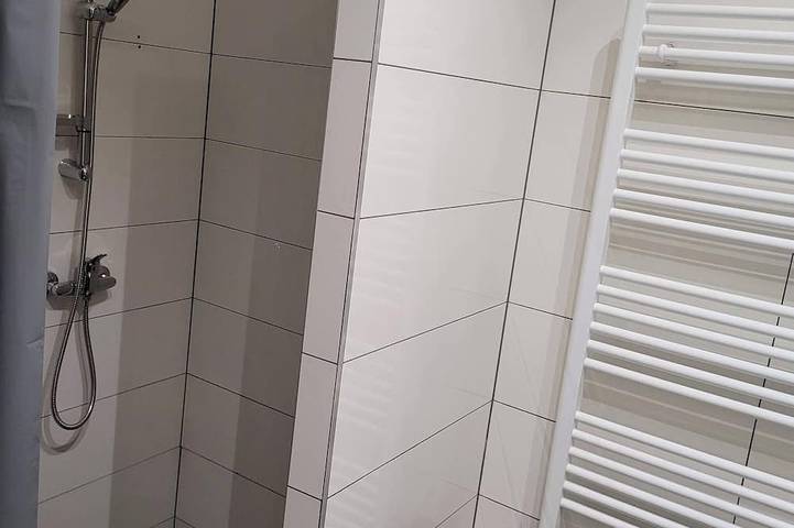Ganze Wohnung, Schöne Wohnung in der Innenstadt mit kostenlosem Parkplatz in Ketschkemet, Kecskeméti járás