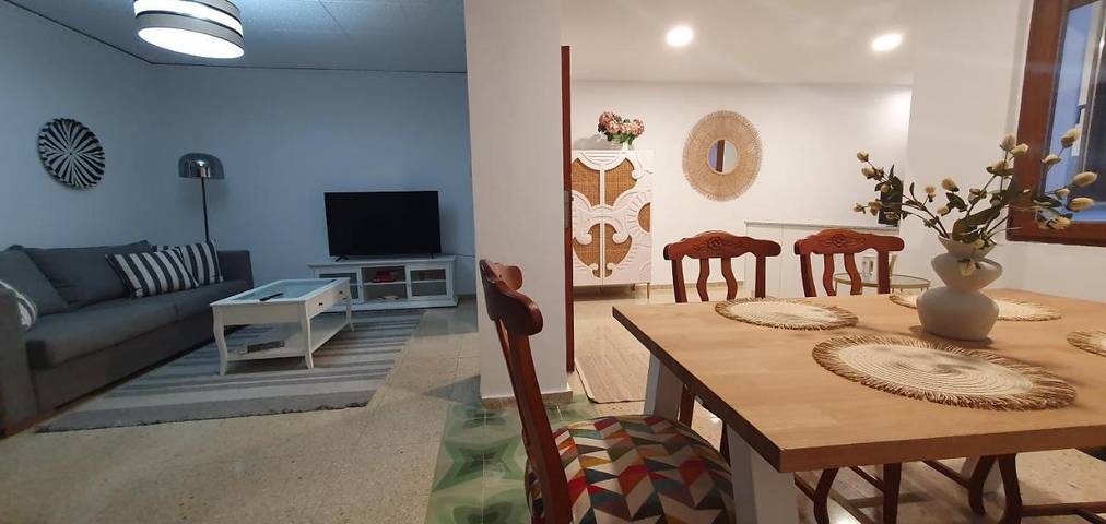 Ferienwohnung für 5 Personen, mit Ausblick und Balkon - 1