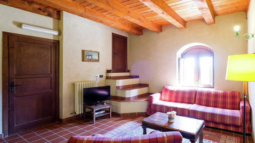 Agriturismo per 7 persone, con idromassaggio e sauna nonché piscina e giardino in Provincia di Palermo