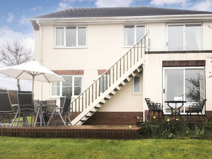 Cottage for 8 people, with garden, with pets in Bideford