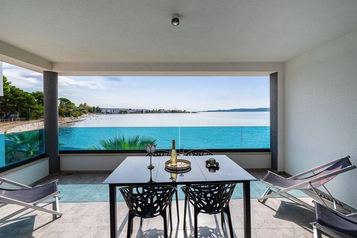 Ganze Ferienwohnung, P3  Lissabon /Sukosan in Sukosan, Zadar