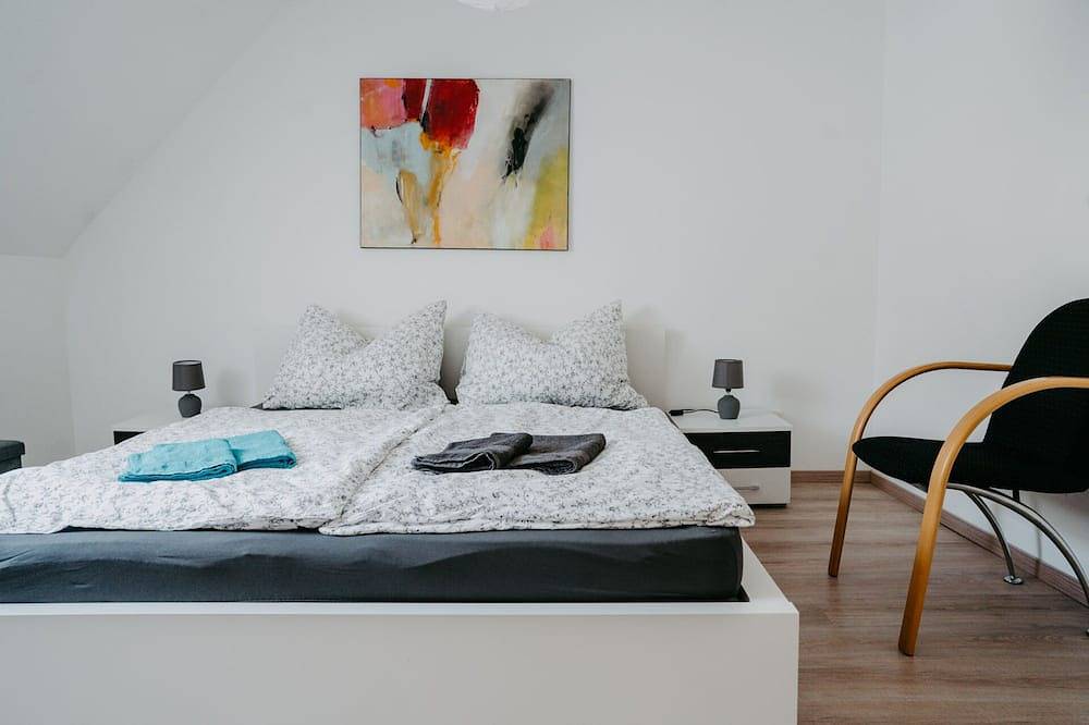 Gemütliches Ferienhaus in historischer Hofgasse in Mörbisch am See, Leithaberg