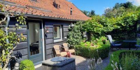 Ferienhaus für 2 Personen, mit Balkon/Terrasse und Terrasse in Oostkapelle
