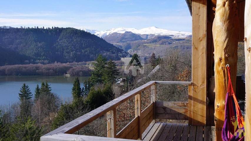 Chalet pour 8 personnes, avec terrasse et jacuzzi, animaux acceptés à Chambon-sur-Lac - 4