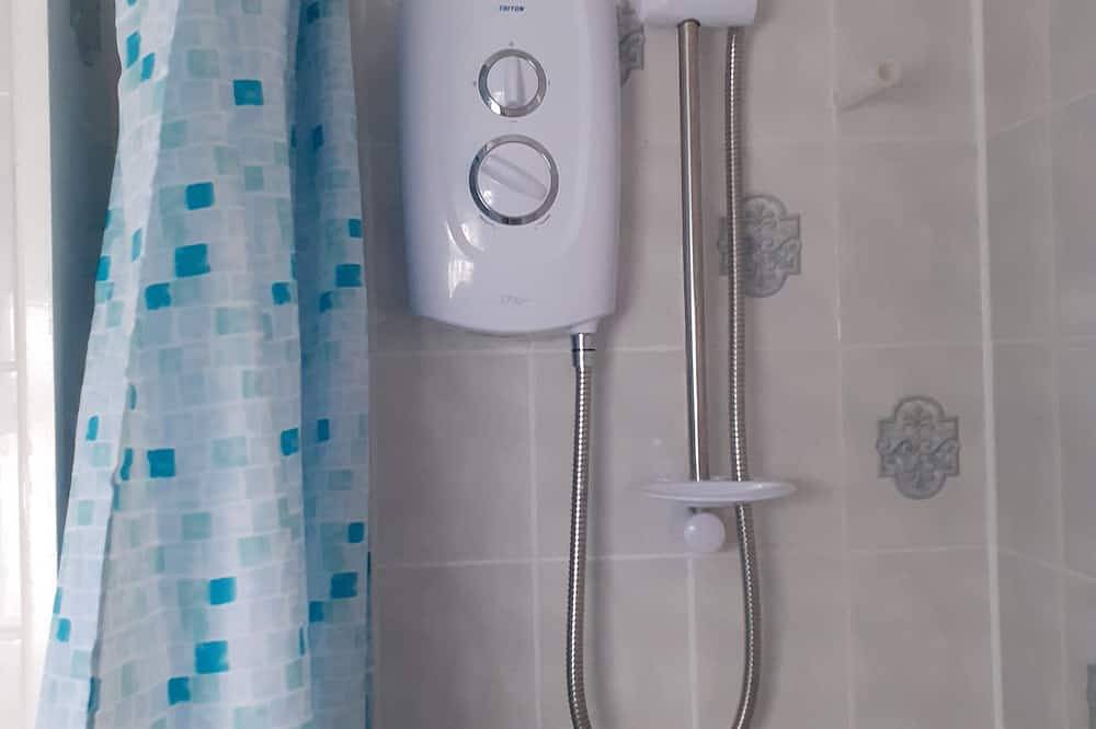 Holiday Chalet In Hemsby on Sundowner Holiday Park - No Pets in Hemsby, Great Yarmouth