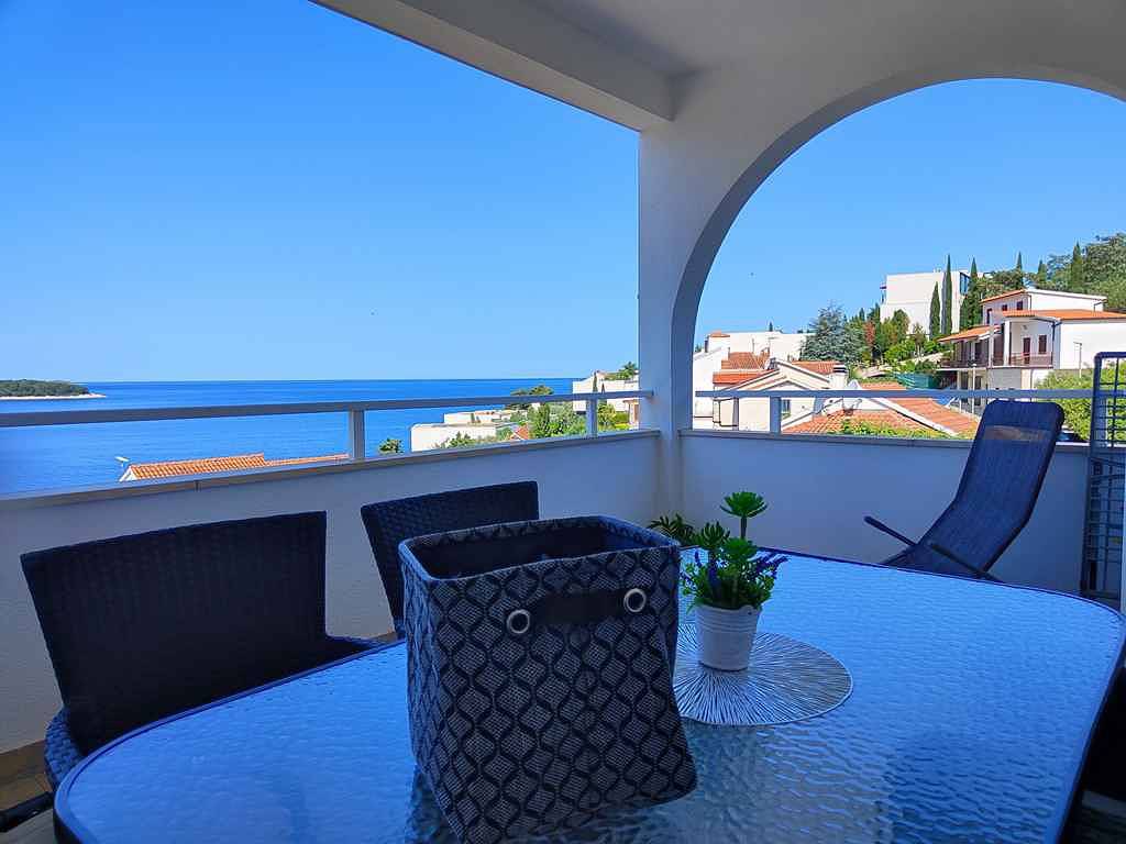 Ganze Ferienwohnung, Ferienwohnung mit Balkon und Meerblick  in Primošten, Šibenik-Knin