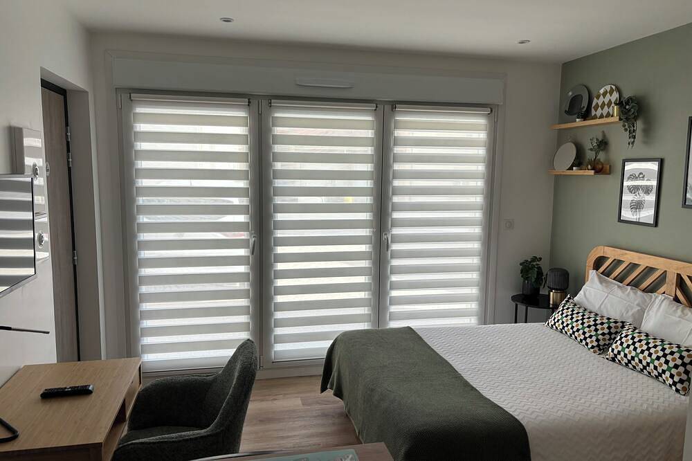 Appartement entier, Studio tout neuf 5 min aéroport Paris Roissy - Cdg in Le Mesnil-Amelot, Seine-et-Marne