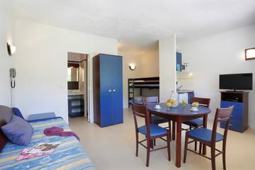Vakantiewoning voor 4 Personen in Vallon-Pont-d'Arc, Gorges de l'Ardèche, Afbeelding 2