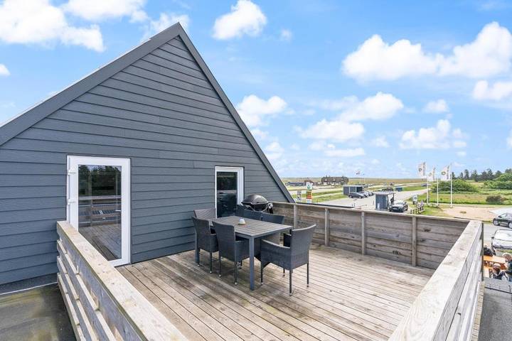 Villa for 6 personer, med Balkon/Terrasse og Terrasse i Bjerregård