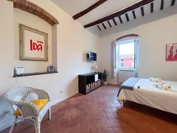 Ferienwohnung für 2 Personen, mit Ausblick in Lerici