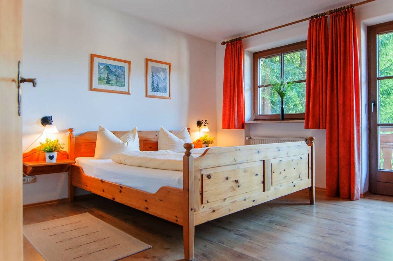 Ganze Ferienwohnung, Am Sonnenhang inkl. Chiemgaukarte - Ferienwohnung 4/1234, 70qm, Balk., Küche, 2 Schlaf- und 1 Wohnzi., max 4 P. Wlan in Ruhpolding, Bayerische Alpen