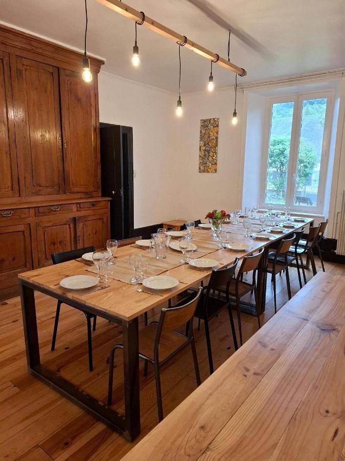 Location de vacances pour 15 personnes, avec jardin, animaux acceptés à Égliseneuve-d'Entraigues - 4