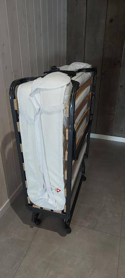 Gîte pour 10 personnes, avec vue et terrasse à Givet (homonymie) - 4