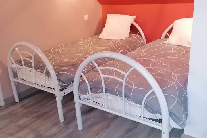 Location de vacances pour 12 personnes, avec jardin à Saint-Evroult-Notre-Dame-du-Bois - 4