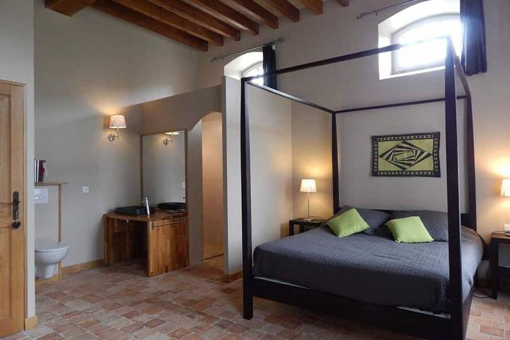 Gîte pour 14 personnes, avec jardin à Bricquebosq - 2