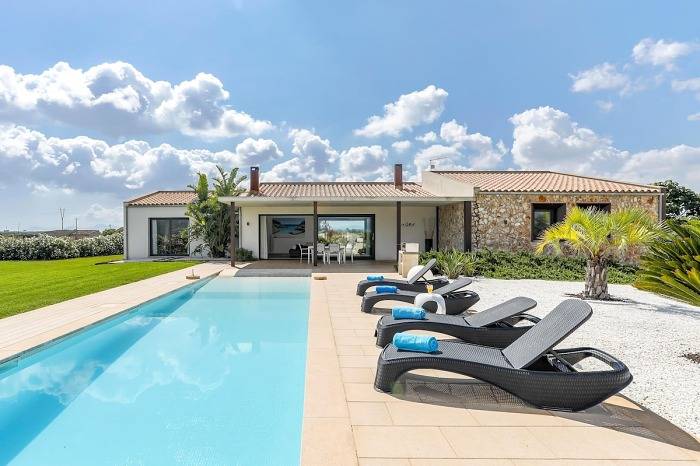 Ferienhaus für 6 Personen, mit Pool und Garten - 1