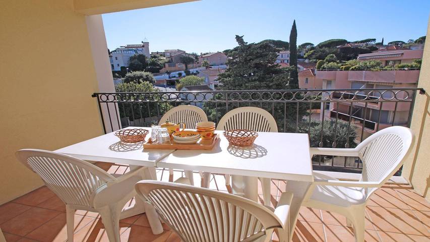 Ferielejlighed for 6 personer, med pool og terrasse i Sainte-Maxime