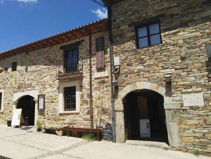 Hôtel pour 2 personnes, avec vue et terrasse, animaux acceptés dans Rabanal del Camino