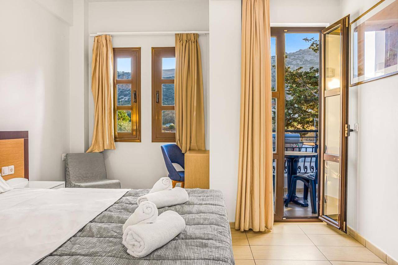 Paradise Hotel-Apartments in Stalída, Malia