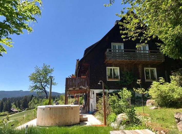 Ferienhaus für 12 Personen, mit Sauna und Pool sowie Whirlpool und Garten im Schwarzwald - 4
