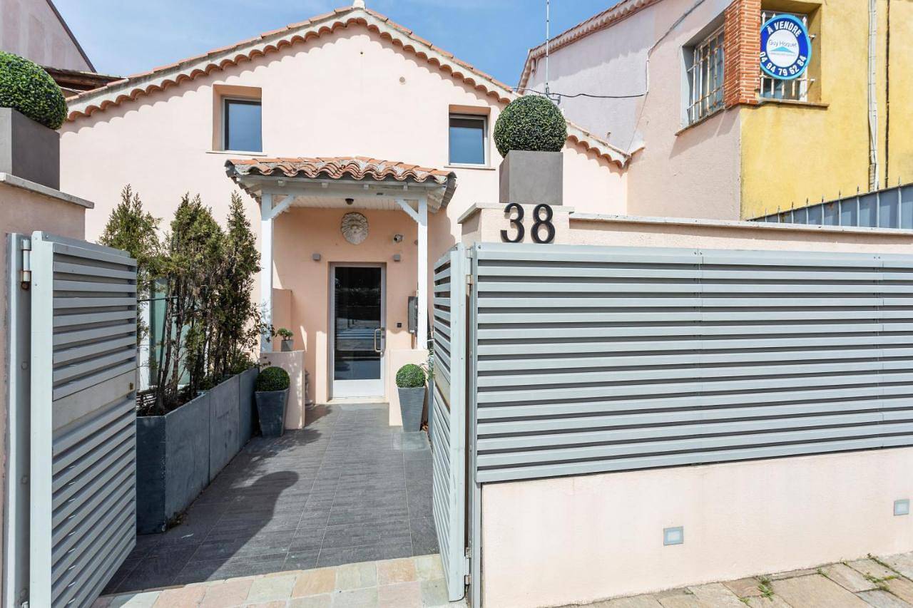 Double Room with Patio in Saint-Tropez, Côte méditerranéenne (France)